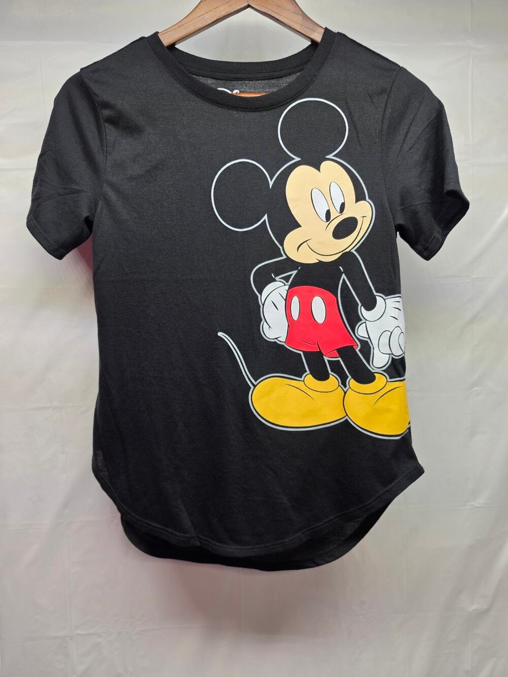 Disney Mickey & Minnie Graphic Tee Women's M 7/9 Black Short Sleeve Hi Low Shirt